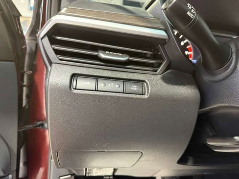 Used 2025 Nissan Altima 2.5 SV image 21