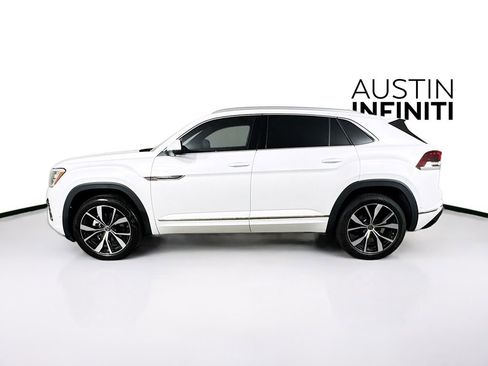Used 2025 Volkswagen Atlas Cross Sport SEL Premium R-Line image 4