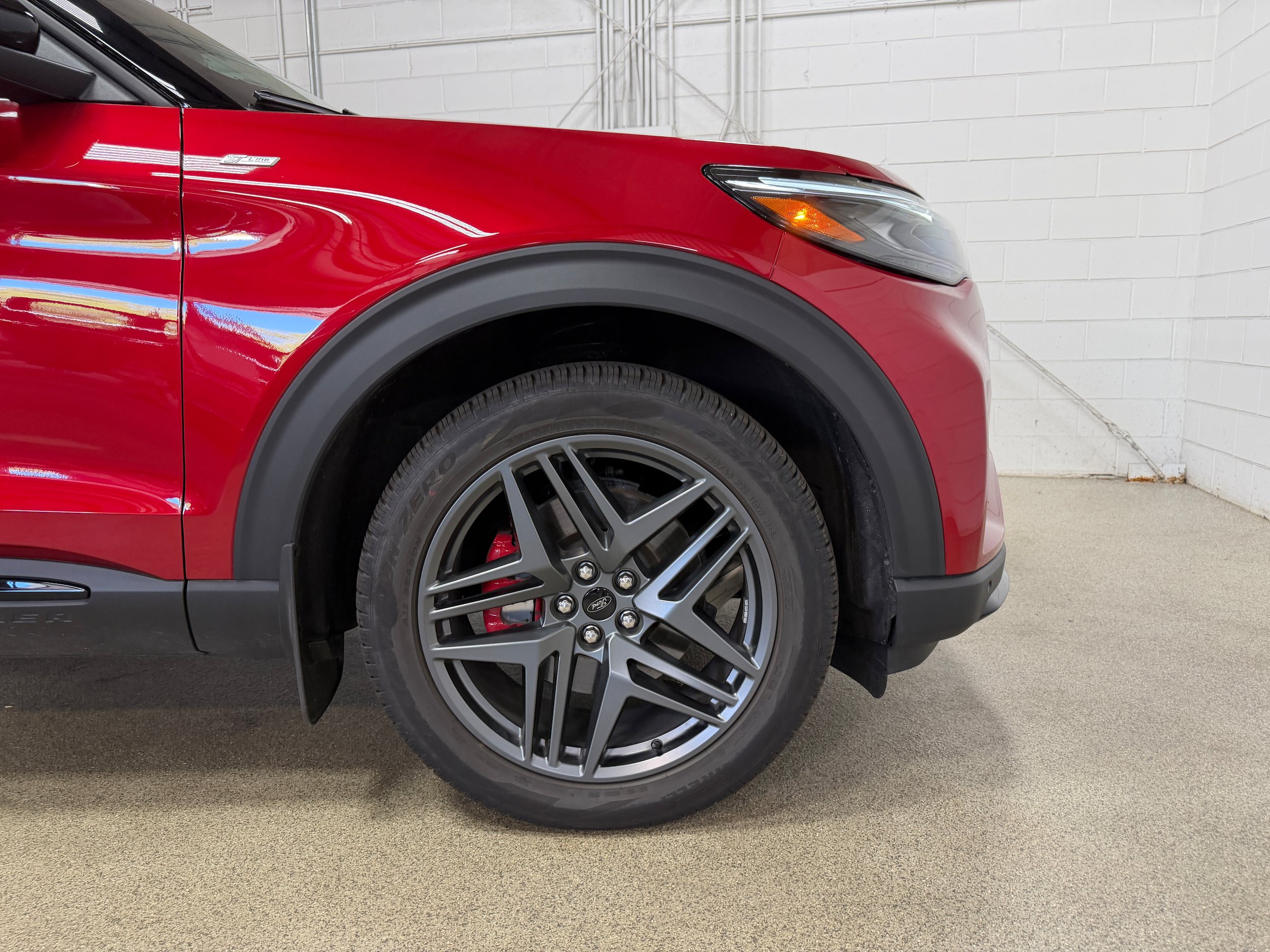 Used 2026 Ford Explorer ST-Line w/ ST-Line Street Pack AWD/4WD image 37
