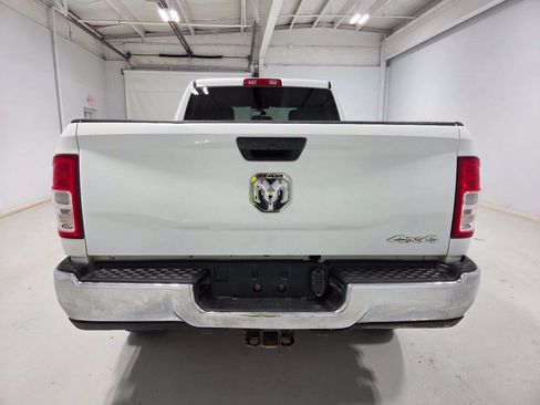 Used 2022 RAM 2500 Tradesman w/ Chrome Appearance Group AWD/4WD image 6