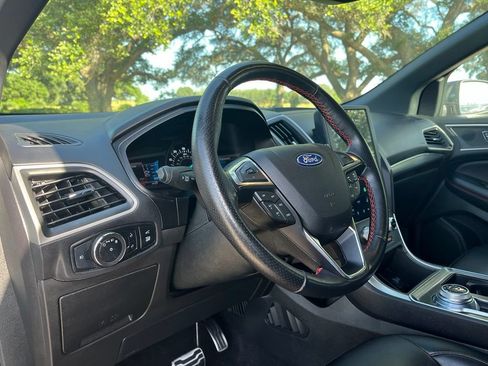 Used 2023 Ford Edge ST-Line AWD/4WD image 16