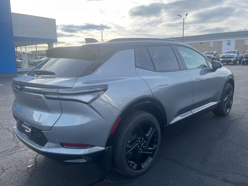 New 2026 Chevrolet Equinox EV RS image 7