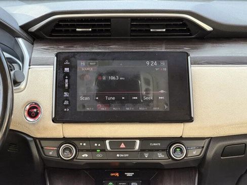 Used 2018 Honda Clarity Touring image 16