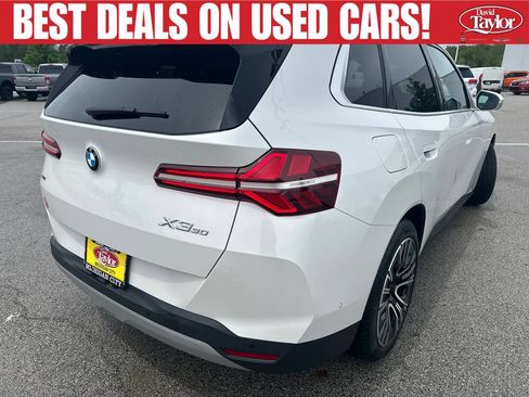 Used 2025 BMW X3 xDrive30 w/ Premium Package AWD/4WD image 3