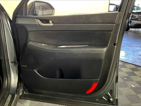 Used 2023 Hyundai Palisade Limited image 20