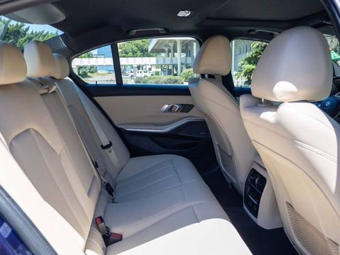 Used 2020 BMW 330i Sedan w/ Premium Package image 15