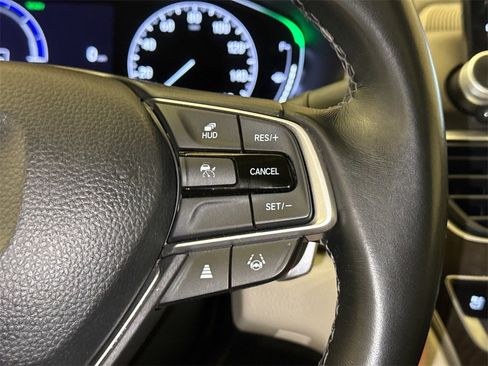 Used 2021 Honda Accord Touring image 32