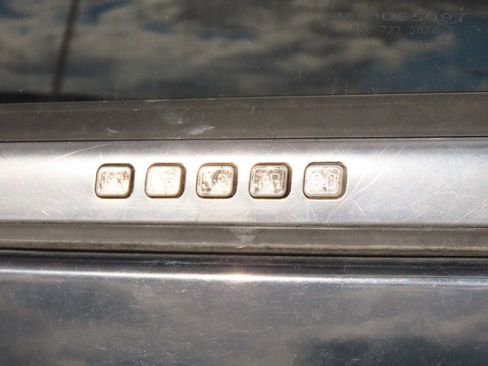 Used 2004 Ford Expedition Eddie Bauer image 15