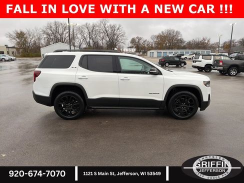 Used 2023 GMC Acadia SLE w/ Driver Convenience Package image 6