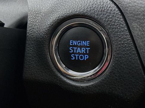Used 2020 Toyota RAV4 XLE Premium AWD/4WD image 26