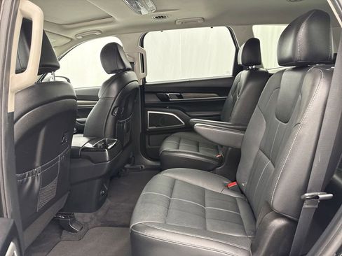 Used 2021 Kia Telluride EX w/ EX Premium Package AWD/4WD image 17