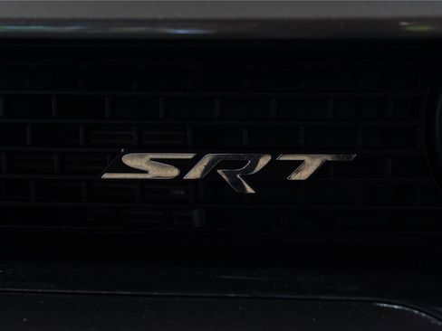 Used 2016 Dodge Challenger SRT Hellcat RWD image 28