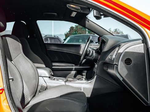 Used 2023 Dodge Charger R/T w/ Technology Group RWD image 46