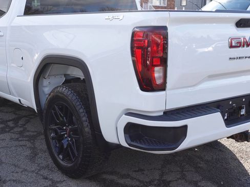 Used 2023 GMC Sierra 1500 Elevation AWD/4WD image 9