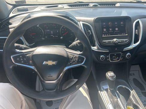 Used 2020 Chevrolet Equinox LT image 11