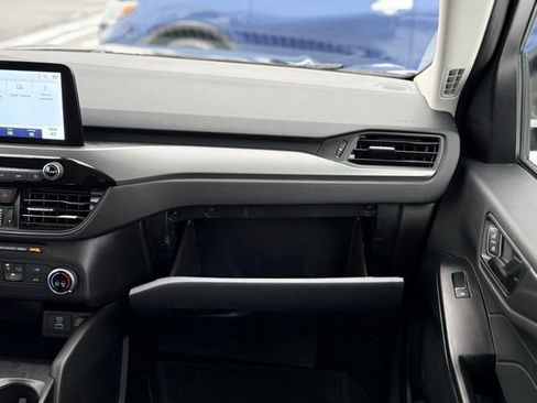 Certified 2023 Ford Escape AWD image 31