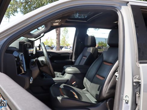 Used 2025 GMC Sierra 2500 AT4 w/ AT4 Premium Plus Package AWD/4WD image 11