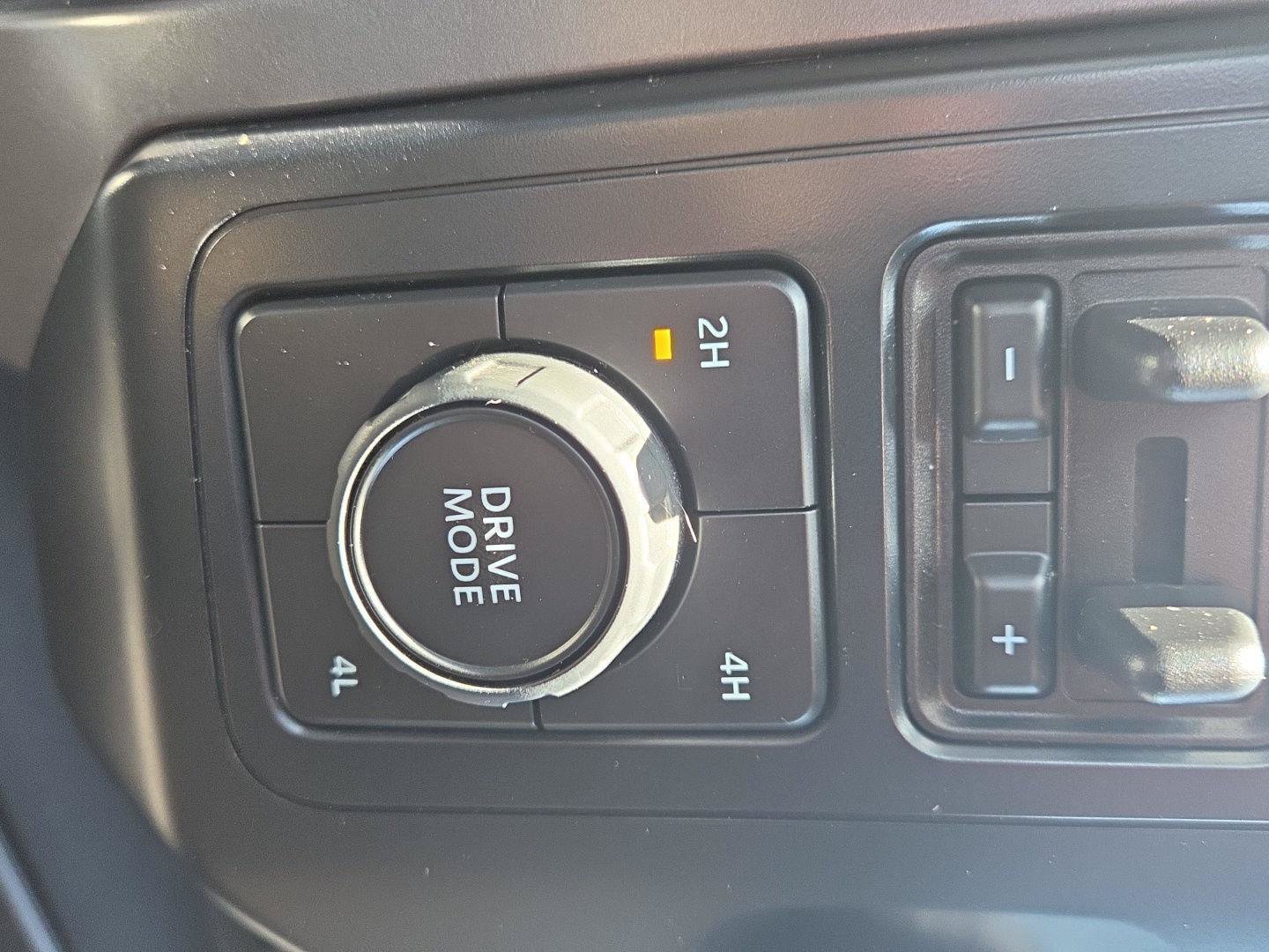 Used 2022 Ford F150 XLT AWD/4WD image 32