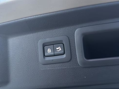 Used 2025 MAZDA CX-50 AWD 2.5 Turbo image 30