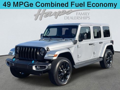 Used 2022 Jeep Wrangler Unlimited Sahara image 1