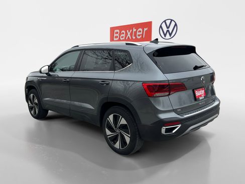 Used 2024 Volkswagen Taos SE image 12