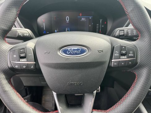 Used 2023 Ford Escape ST-Line image 11