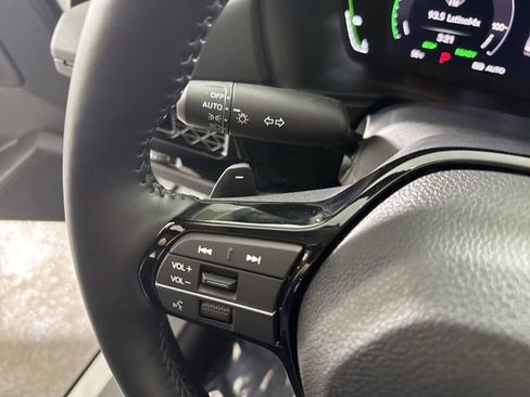 Used 2025 Honda Accord Touring image 16