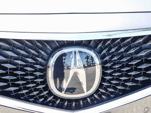 Used 2022 Acura MDX FWD w/ Technology Package image 4