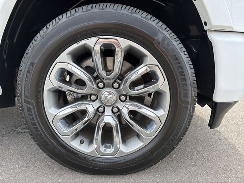 Used 2020 RAM 1500 Laramie w/ Sport Appearance Package AWD/4WD image 11