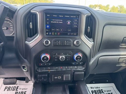 Used 2022 GMC Sierra 1500 AT4 w/ AT4 Preferred Package AWD/4WD image 9