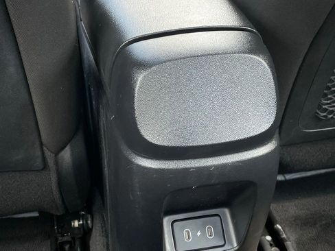 Used 2025 Hyundai Elantra SEL FWD image 24