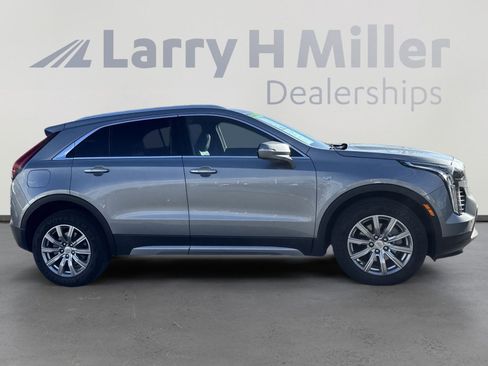 Used 2023 Cadillac XT4 Premium Luxury image 9