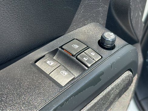 Used 2021 Toyota Tacoma SR RWD image 33