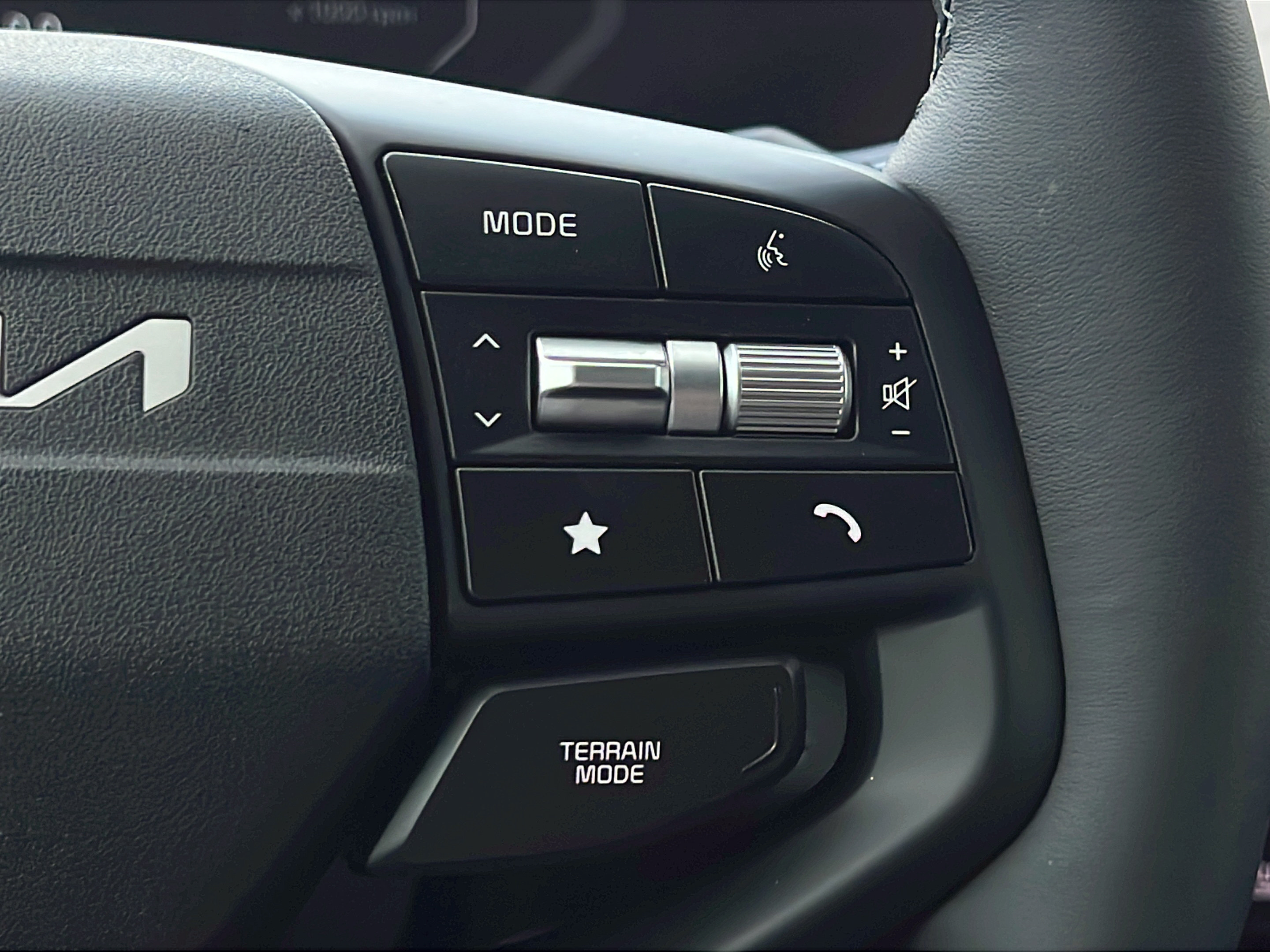 New 2026 Kia Sportage SX AWD/4WD image 21