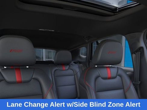 New 2026 Chevrolet Trax RS w/ Sunroof Package image 25