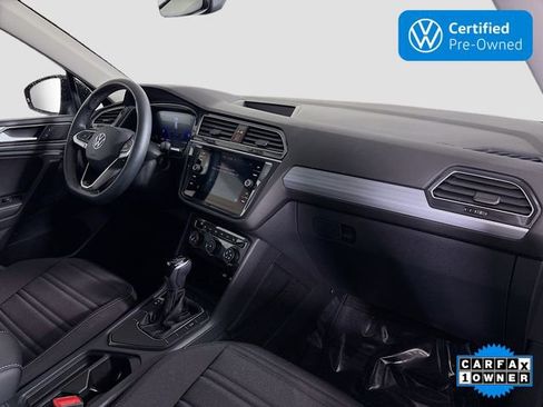 Certified 2024 Volkswagen Tiguan S w/ MDO Package, Three-Row image 29