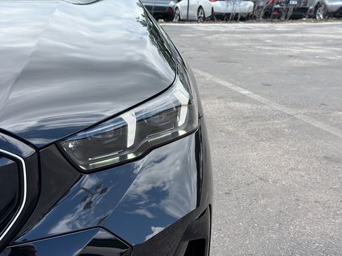 New 2027 BMW 550e xDrive w/ Executive Package AWD/4WD image 9