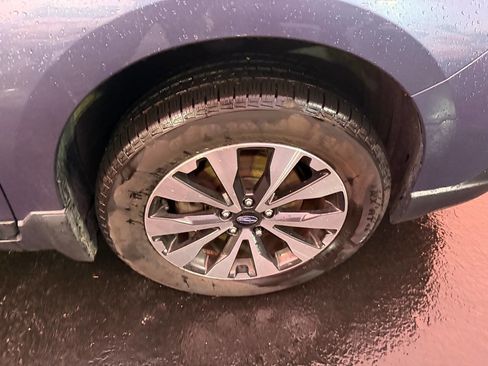 Used 2016 Subaru Outback 2.5i Limited image 88