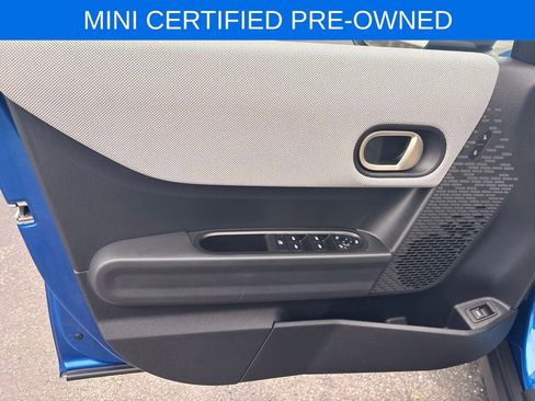 Certified 2025 MINI Cooper S FWD image 36