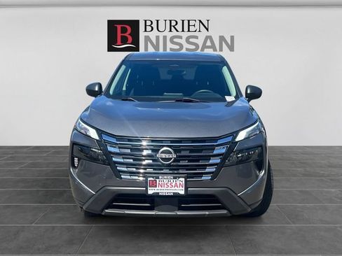 Used 2024 Nissan Rogue S AWD/4WD image 8