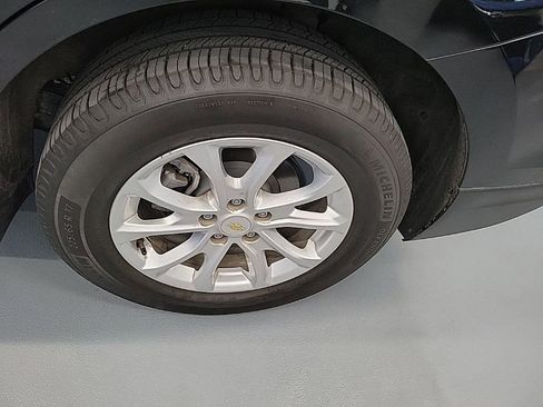 Used 2019 Chevrolet Equinox LT image 10