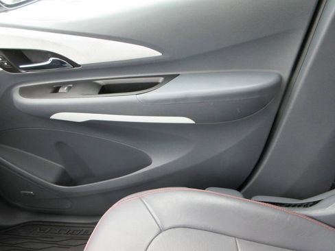 Certified 2019 Chevrolet Bolt Premier w/ Infotainment Package FWD image 32