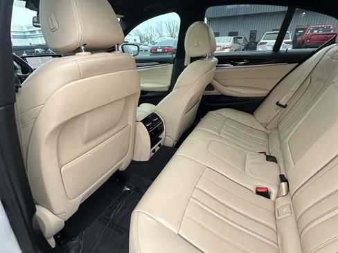 Used 2017 BMW 530i xDrive image 42