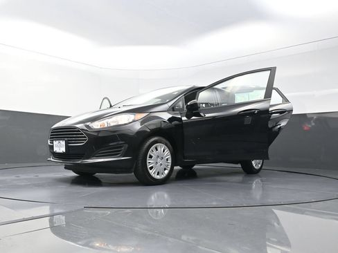 Used 2019 Ford Fiesta S FWD image 32