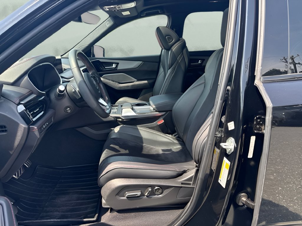 Used 2023 Acura MDX A-Spec AWD/4WD image 5