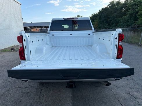 Used 2024 Chevrolet Silverado 2500 W/T w/ WT Fleet Convenience Package AWD/4WD image 17