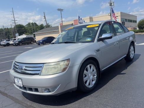 Used 2008 Ford Taurus Limited FWD image 4