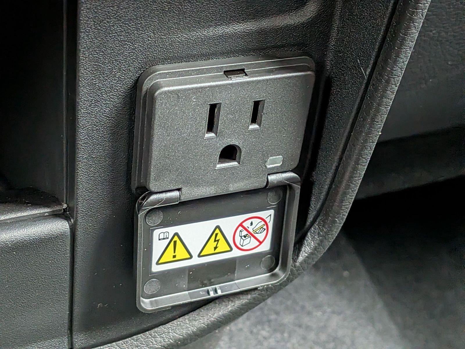 New 2026 RAM 2500 Tradesman AWD/4WD image 24