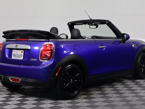 Used 2019 MINI Cooper Convertible w/ Premium Package image 5