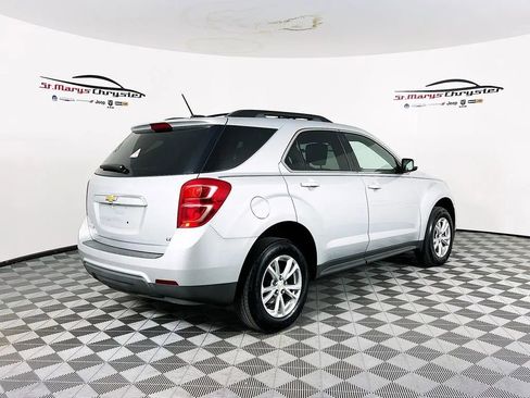 Used 2017 Chevrolet Equinox LT w/ Convenience Package image 8